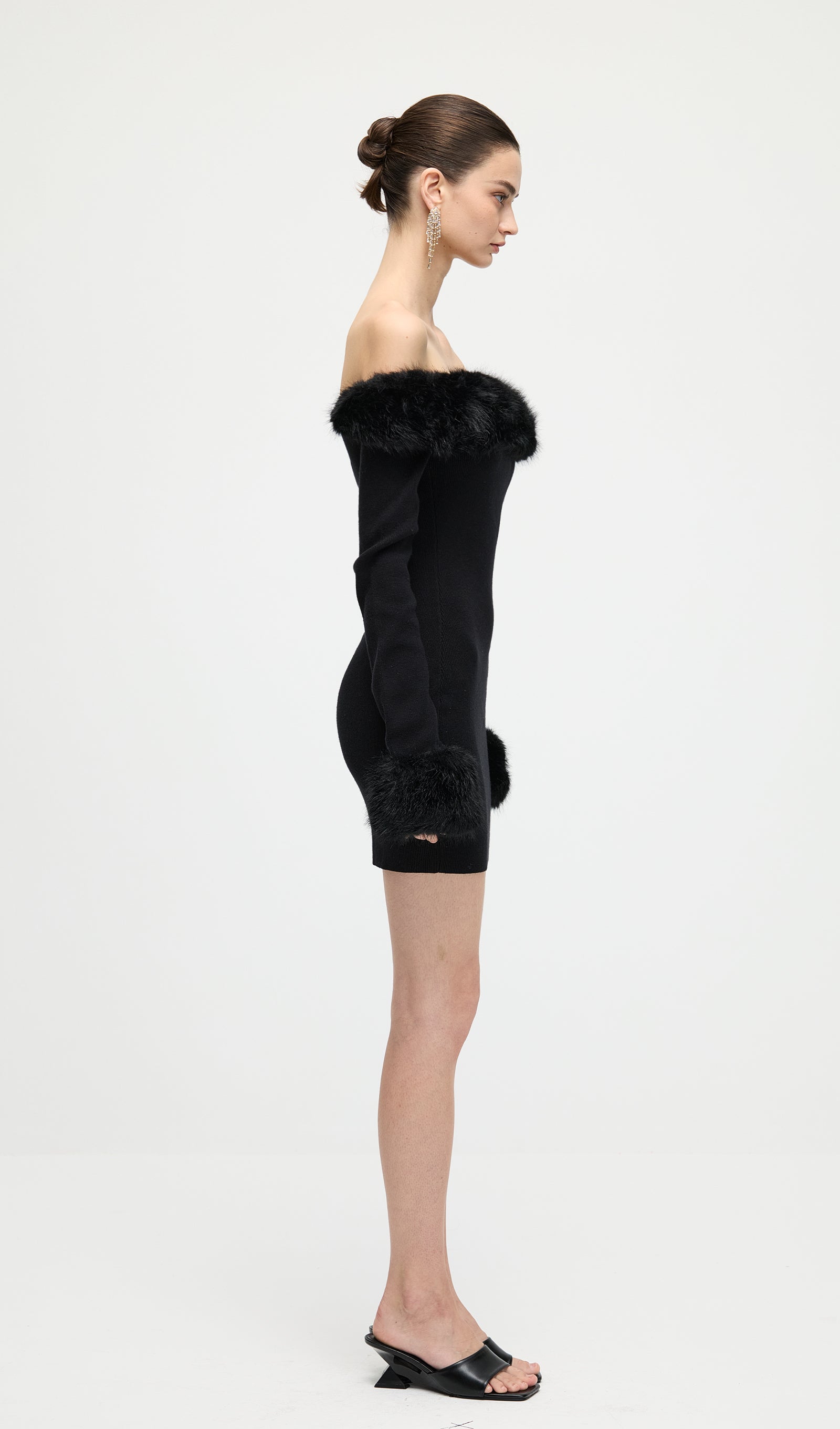 Vestido Mini Negro Off The Shoulder